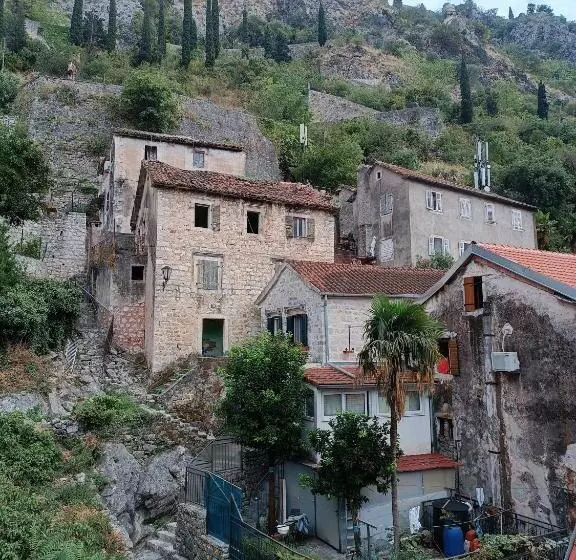 پانسیون Guesthouse Bit Accommodation