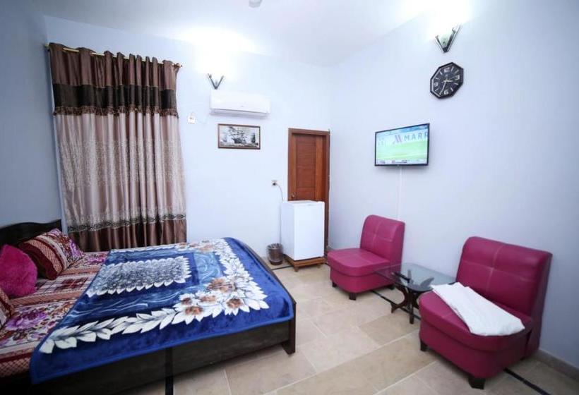 پانسیون Season Inn