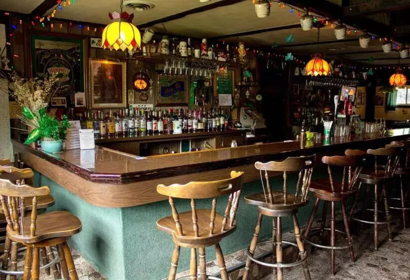 Retkeilymaja Jimmy Oconnor's Windham Mtn Inn