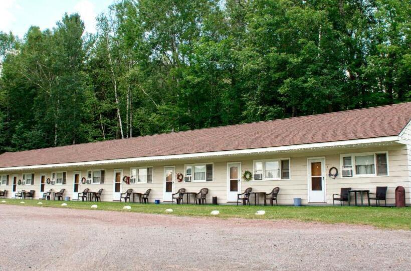 호스텔 Jimmy Oconnor's Windham Mtn Inn