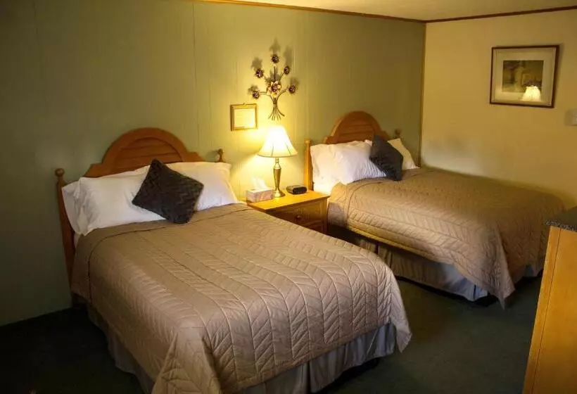 Retkeilymaja Jimmy Oconnor's Windham Mtn Inn