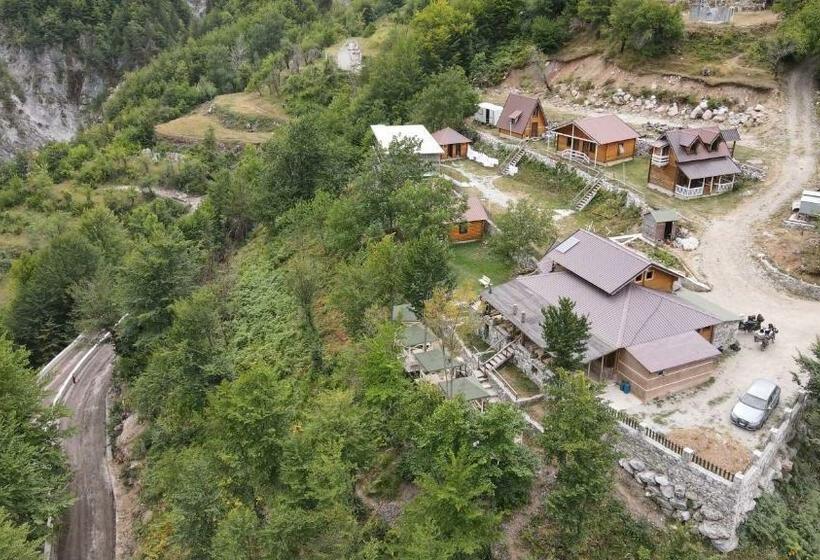 Thethi Paradise Hotel & Restaurant