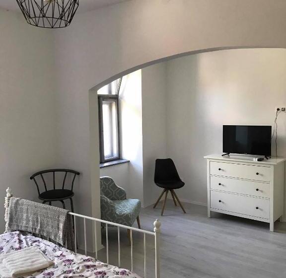 Пансион Fügekert   Bed&wine