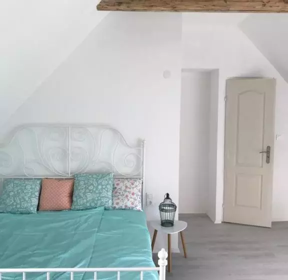 Majatalo Fügekert Bed&wine