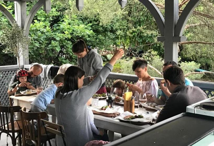 Пансион Fügekert   Bed&wine