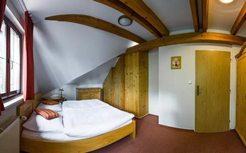 پانسیون Penzion & řízkárna