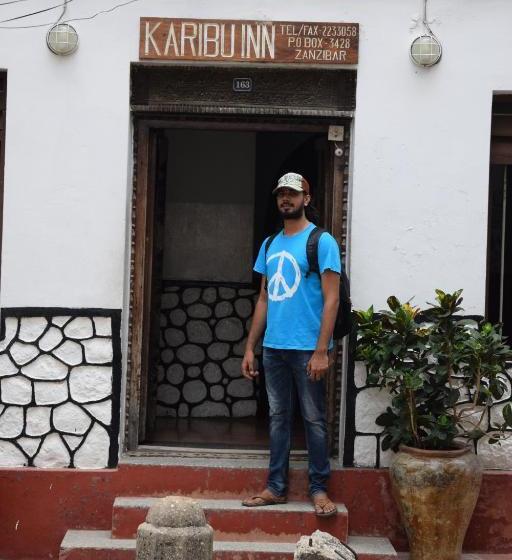 فندق صغير Karibu Inn