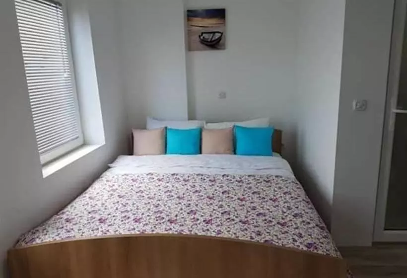 پانسیون Kostoski Villa