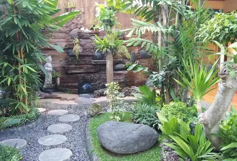 Majatalo The Arya Guest House