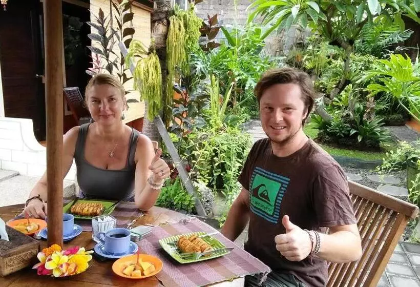 Majatalo The Arya Guest House