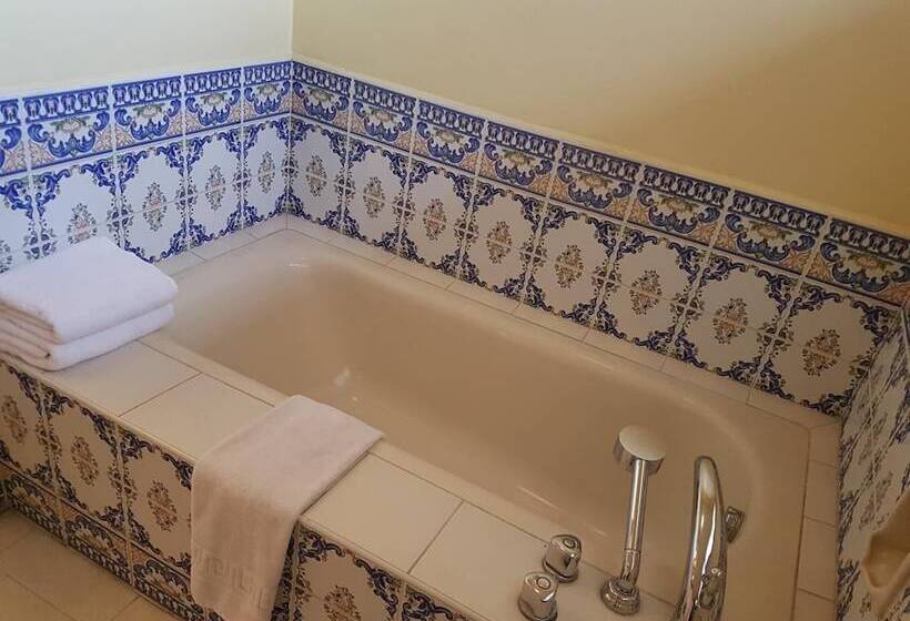 Sophia Suites Residence