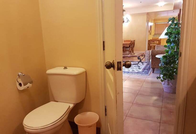 Sophia Suites Residence