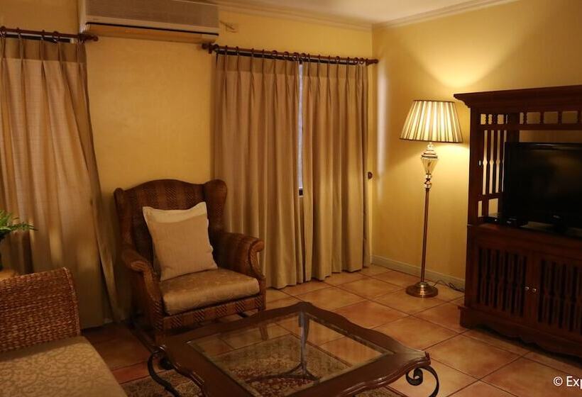 Sophia Suites Residence