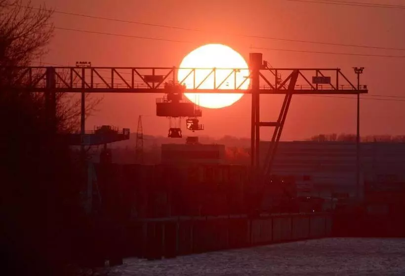 ペンション 24/7 Zimmer Asten