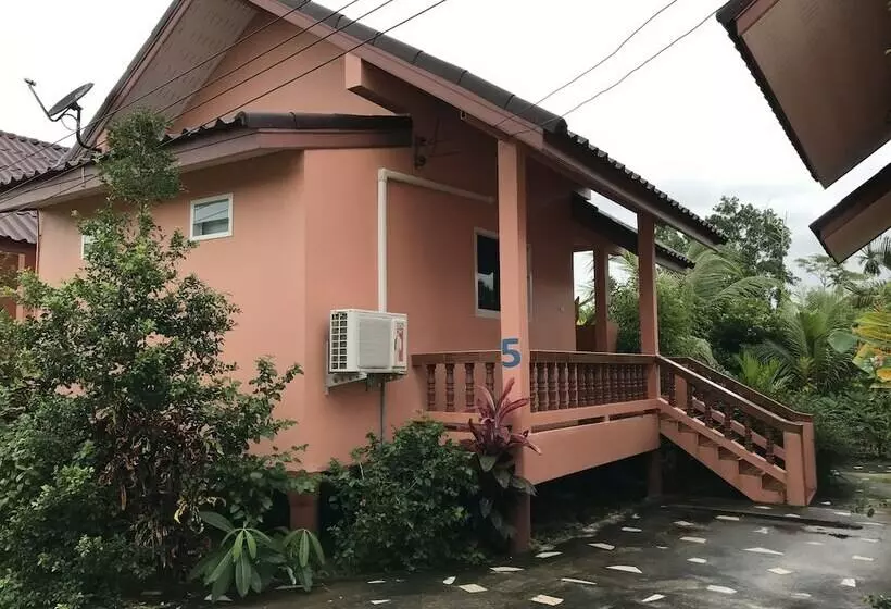 ペンション Baan Mek Lom