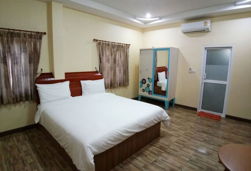 Pensão Baan Mek Lom