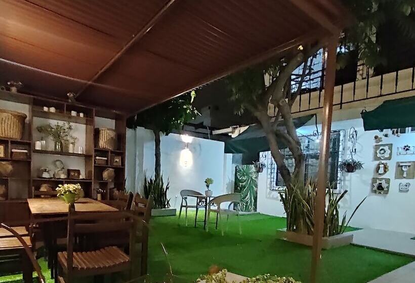 پانسیون Costa Verde Hostal