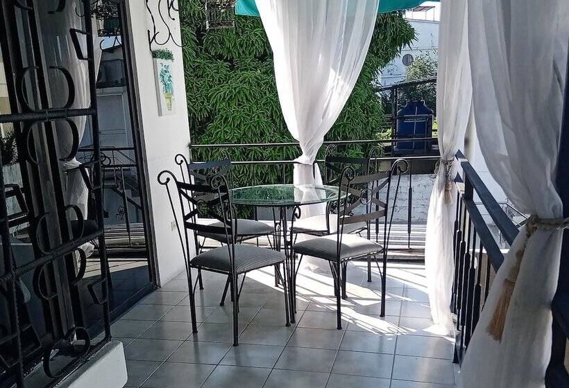 پانسیون Costa Verde Hostal