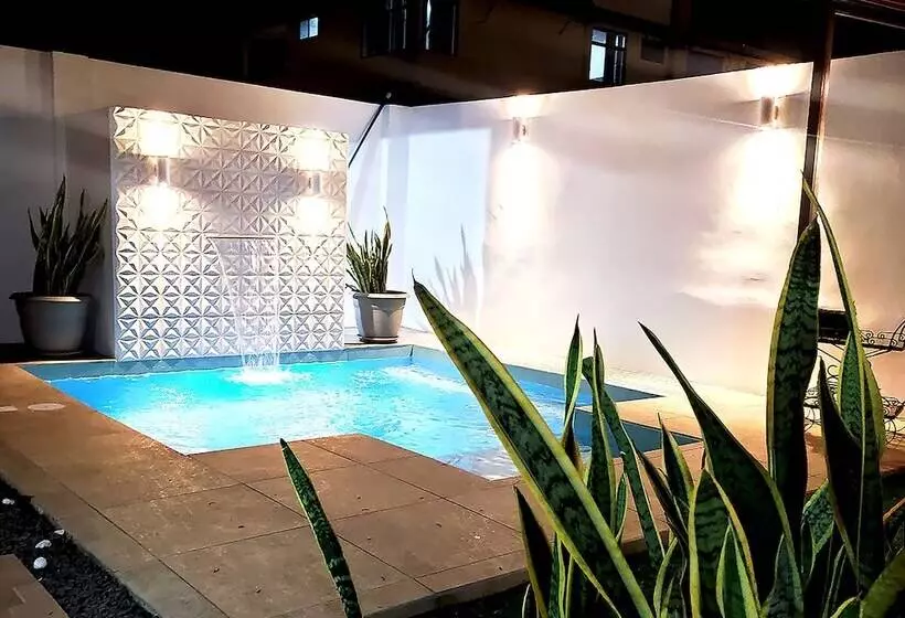 Majatalo Costa Verde Hostal