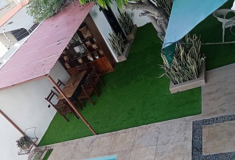 پانسیون Costa Verde Hostal