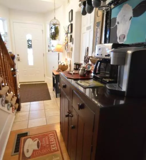 Peabody S  Hip Little Stay  B&b