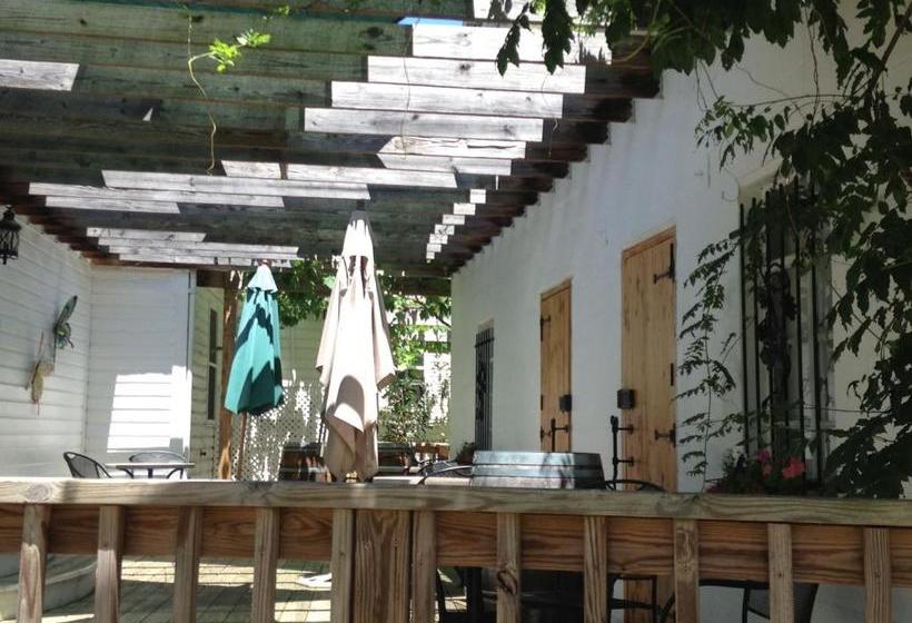 Peabody S Hip Little Stay B&b