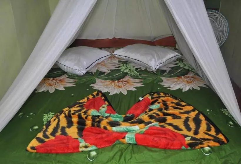 Majatalo Fun Family Guest House N Jungle Tour