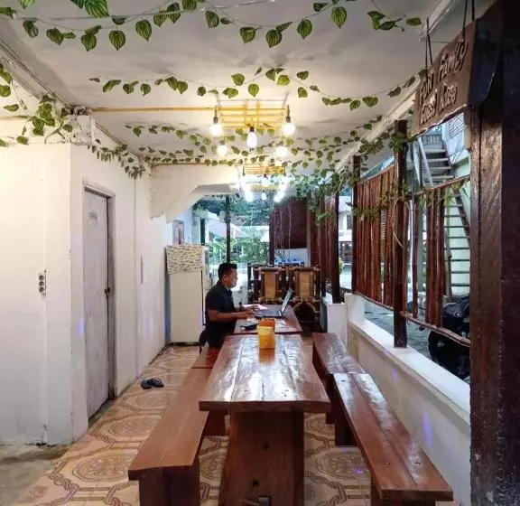 Majatalo Fun Family Guest House N Jungle Tour