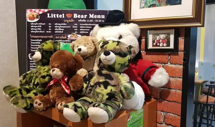 ペンション Little Bear Guesthouse And Restaurant