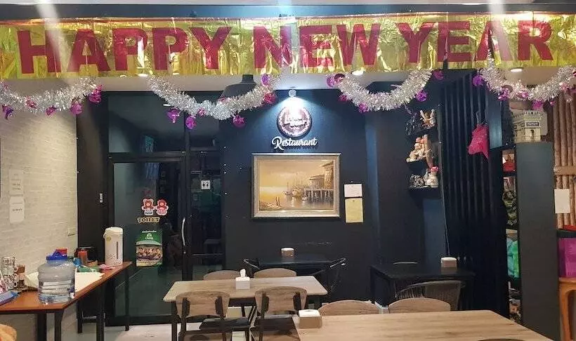 ペンション Little Bear Guesthouse And Restaurant