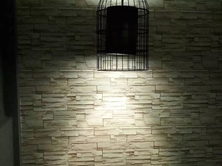 ペンション Little Bear Guesthouse And Restaurant