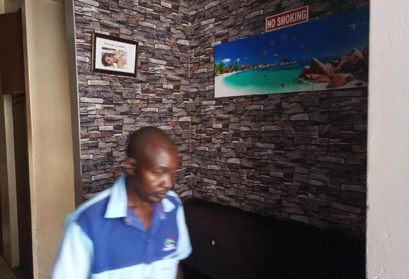 پانسیون Mona Lisa Guest House Kisumu