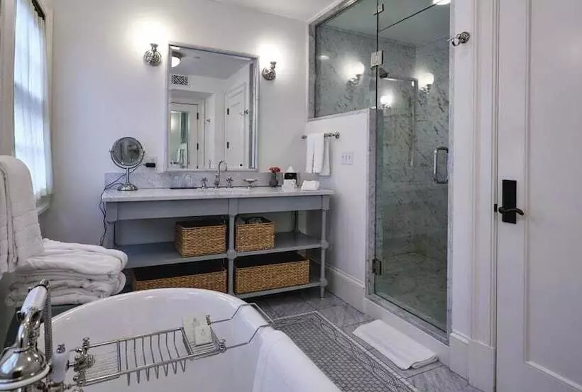 Retkeilymaja Bedford Post Inn