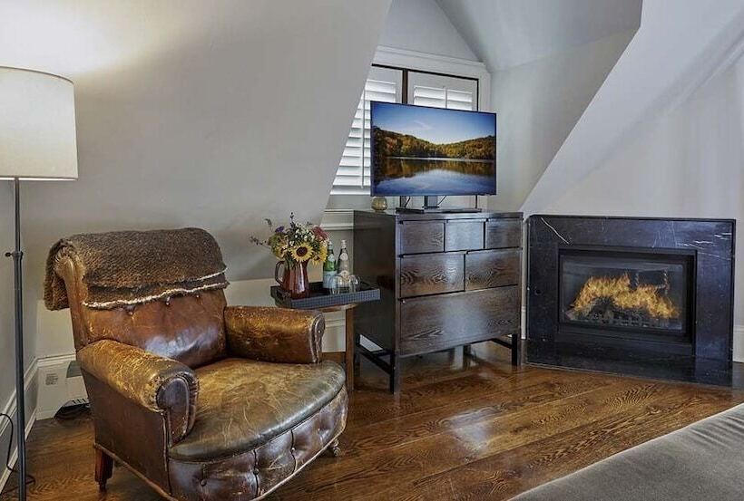 ユースホステル Bedford Post Inn