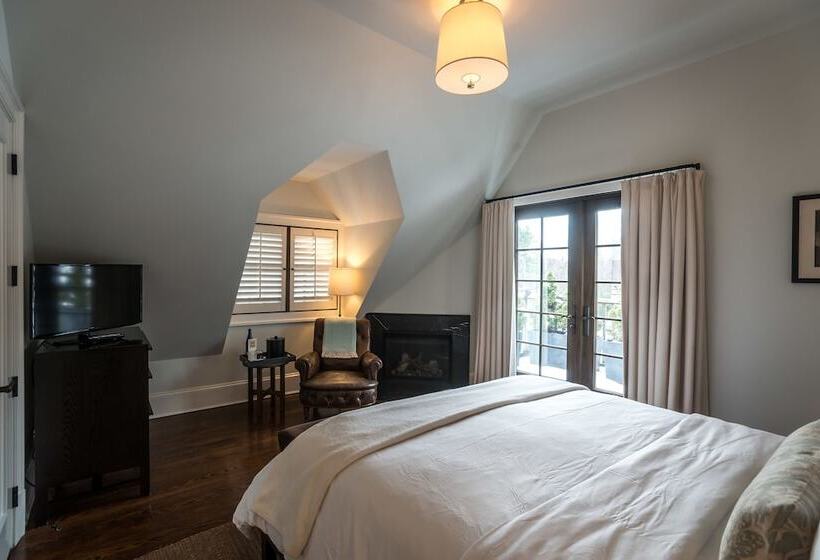 ユースホステル Bedford Post Inn