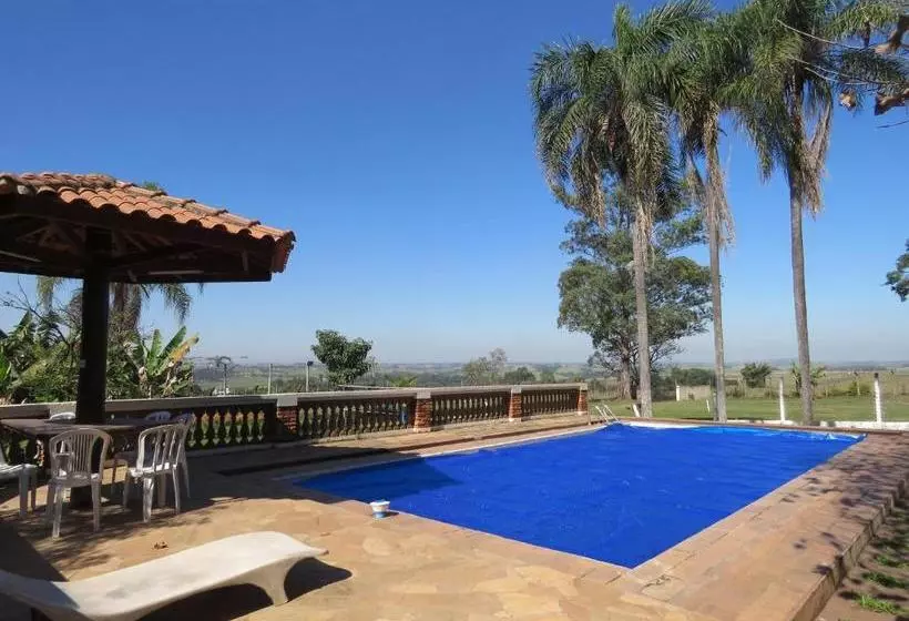 پانسیون Chacara Samambaia