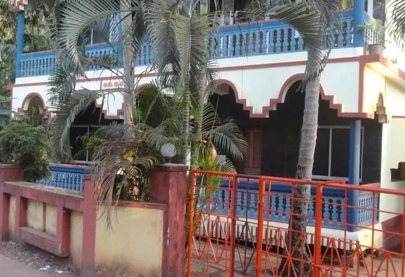 پانسیون Naga Palace