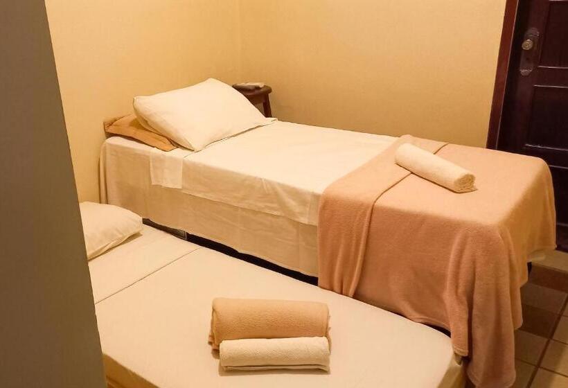 بنسيون Pousada Casa Grande