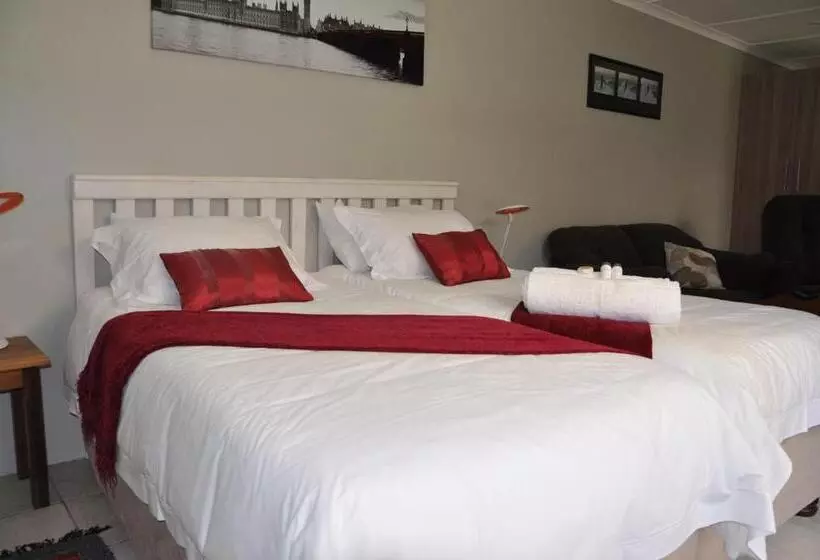 پانسیون At One Lodge