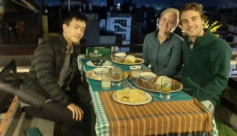 پانسیون Looniva Guest House