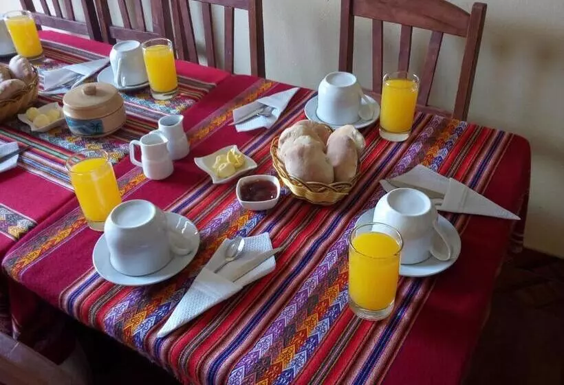 Artesonraju Hostel Huaraz