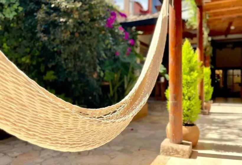 هتل Casa Azabache