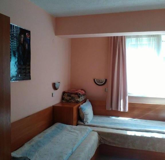 פנסיון Bonbon Guest House