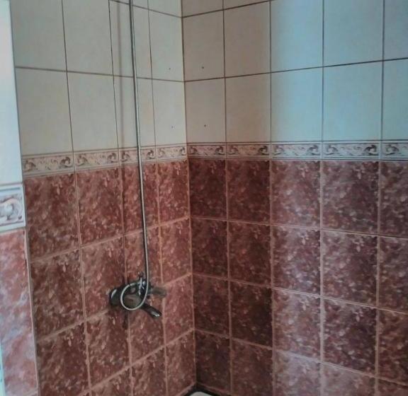 פנסיון Bonbon Guest House