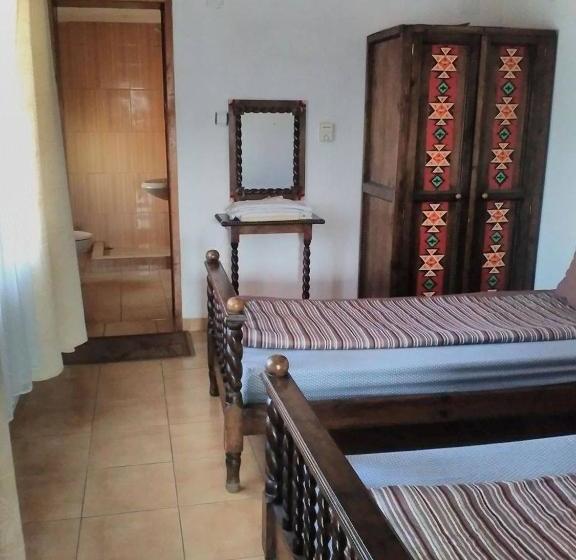 פנסיון Bonbon Guest House