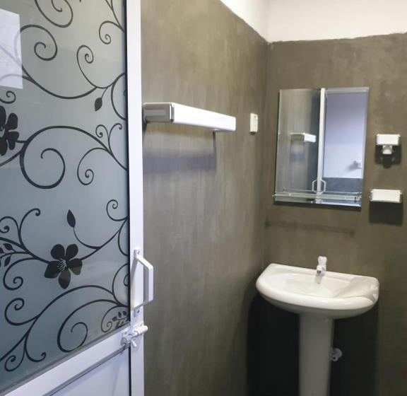 Pensiune Double G Motel