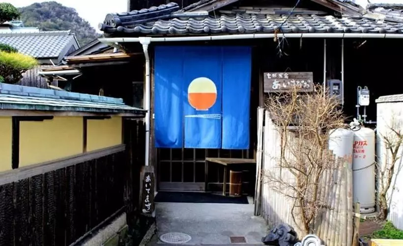 Majatalo Guest House Shimayado Aisunao