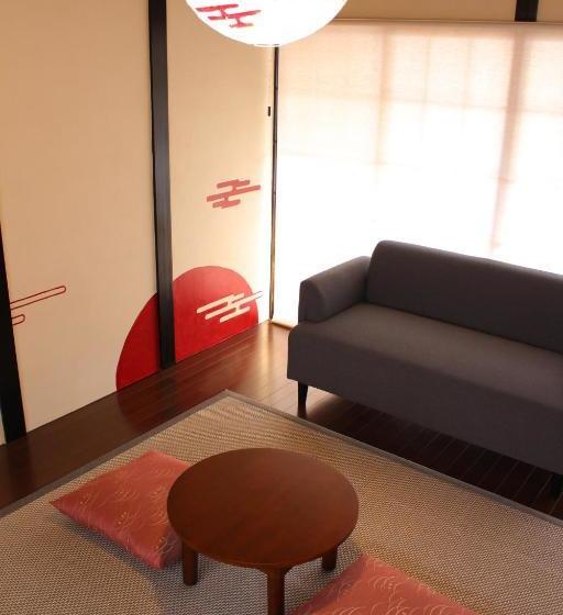 פנסיון Guest House Shimayado Aisunao