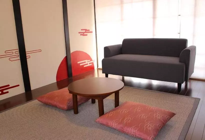 Majatalo Guest House Shimayado Aisunao