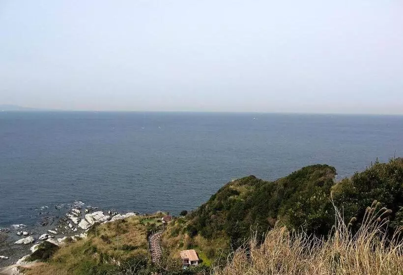 ペンション Hillside Inn Sirocco